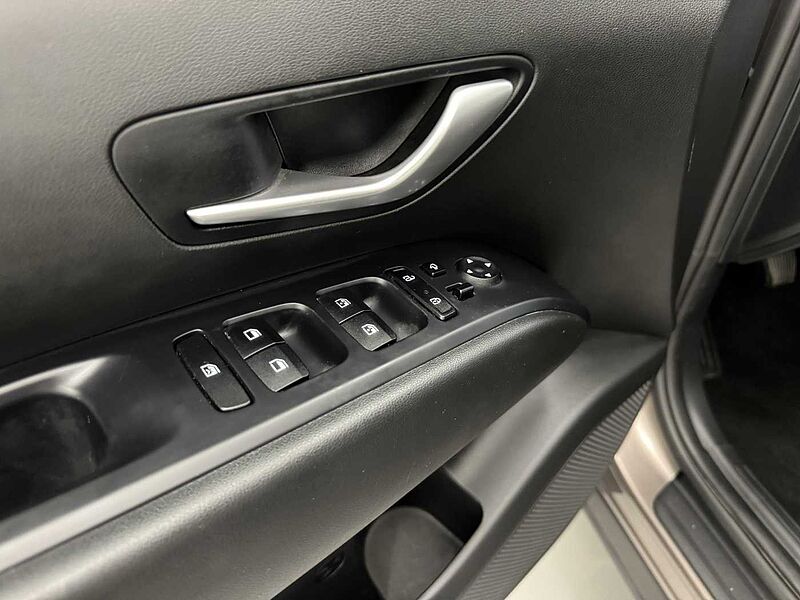 Hyundai Tucson 1.6 TGDI Maxx 4x2